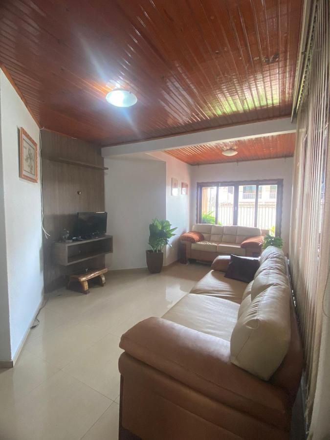 Habitación en casa particular Em *